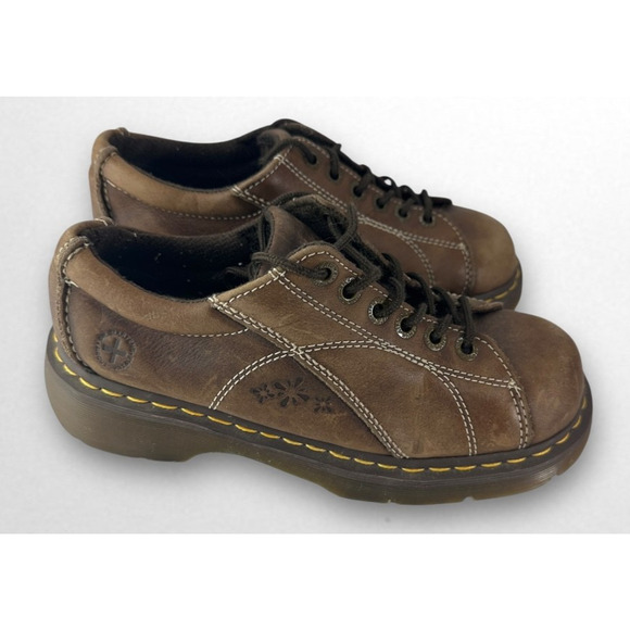 Dr. Martens Shoes - Dr Martens Vtg 90s Y2K Daisy 12283 Women's 9 Leather Oxford Chunky Shoes *Flawed